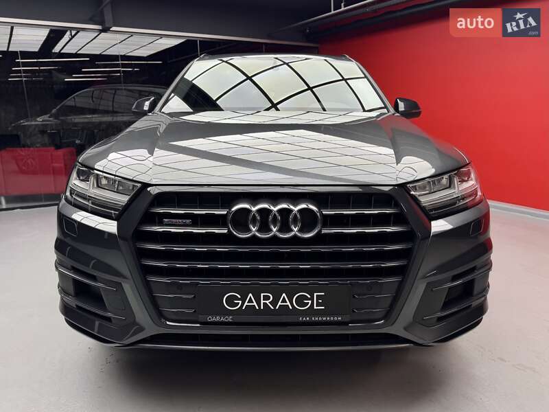 Позашляховик / Кросовер Audi Q7 2019 в Києві