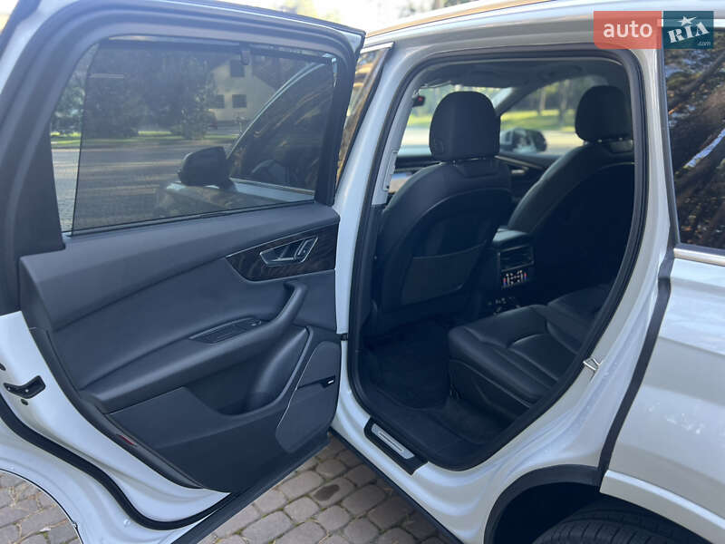 Позашляховик / Кросовер Audi Q7 2020 в Львові фото 25 Позашляховик / Кросовер Audi Q7 2020 в Львові