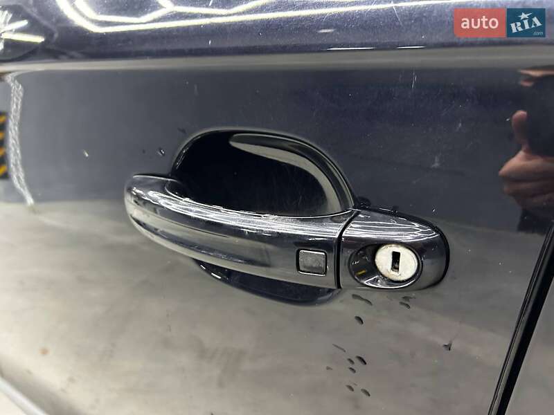 Позашляховик / Кросовер Audi Q7 2013 в Чернівцях