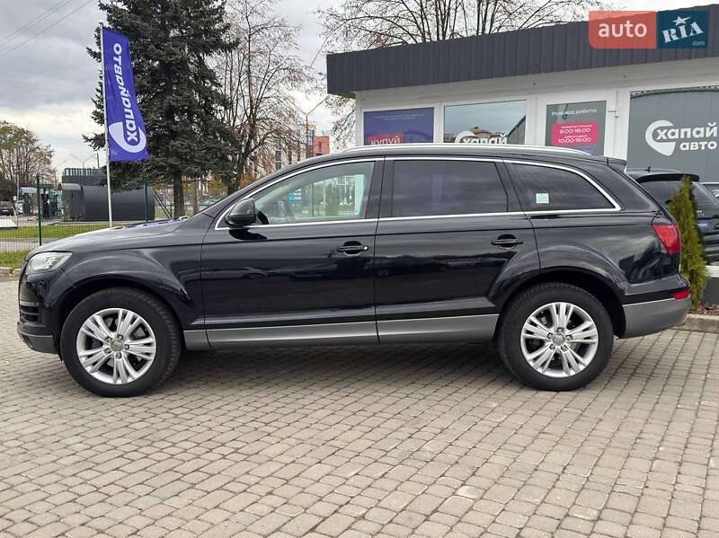 Позашляховик / Кросовер Audi Q7 2015 в Львові