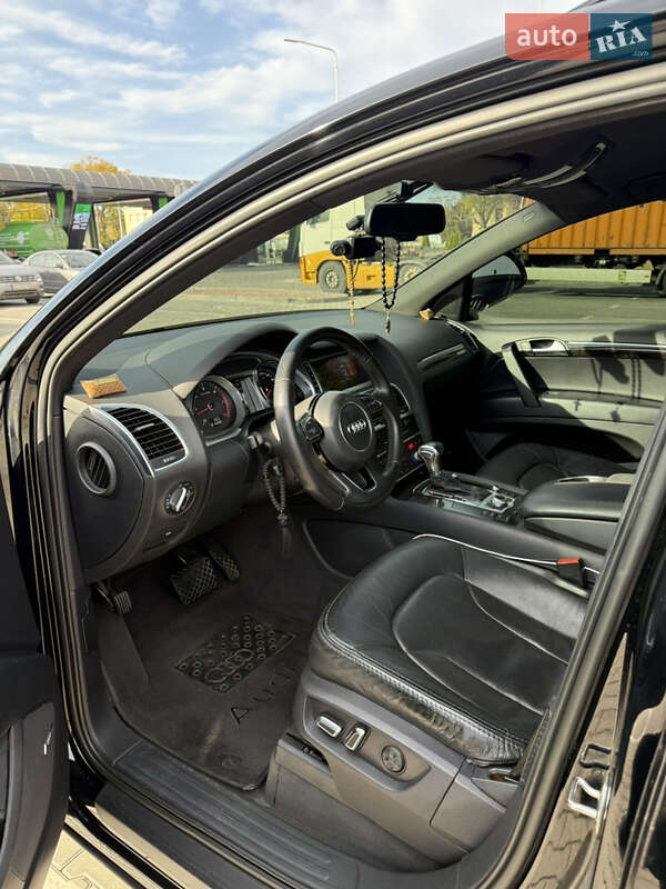 Внедорожник / Кроссовер Audi Q7 2014 в Одессе