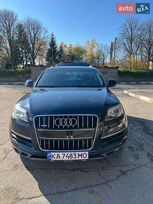 Audi Q7 2010 Audi Q7 2010