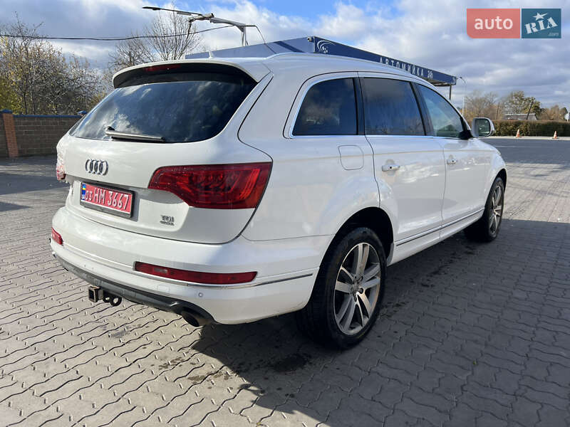 Позашляховик / Кросовер Audi Q7 2011 в Луцьку