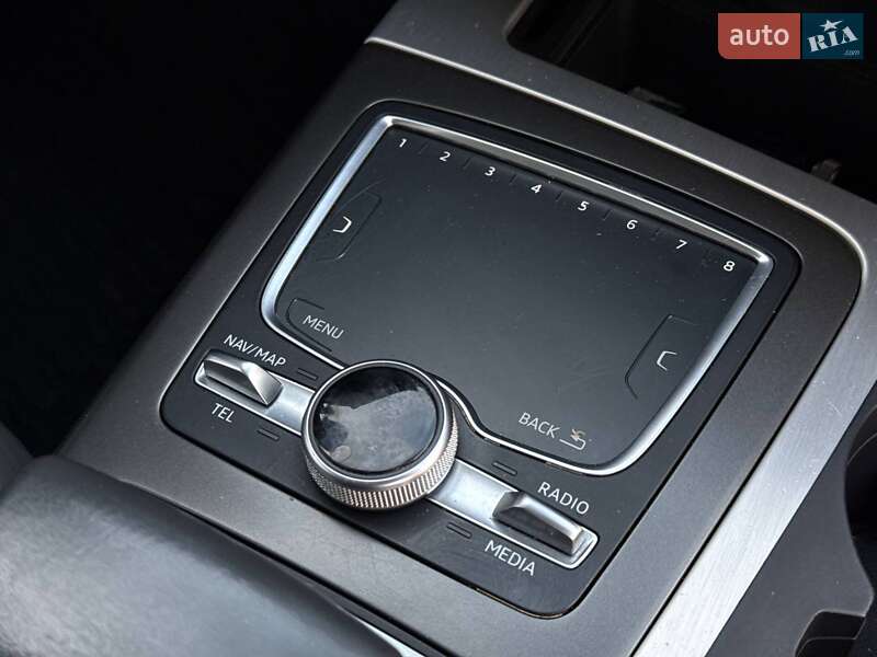 Внедорожник / Кроссовер Audi Q7 2016 в Киеве