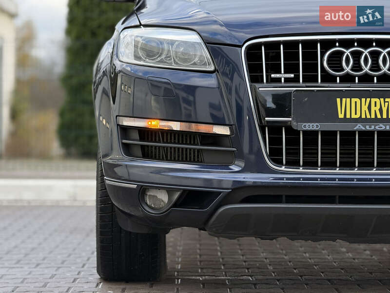 Позашляховик / Кросовер Audi Q7 2013 в Києві