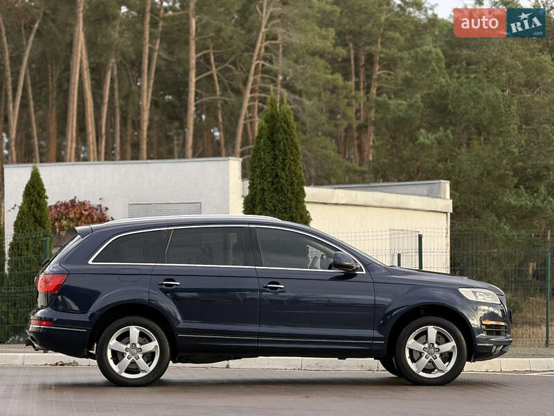 Позашляховик / Кросовер Audi Q7 2013 в Києві