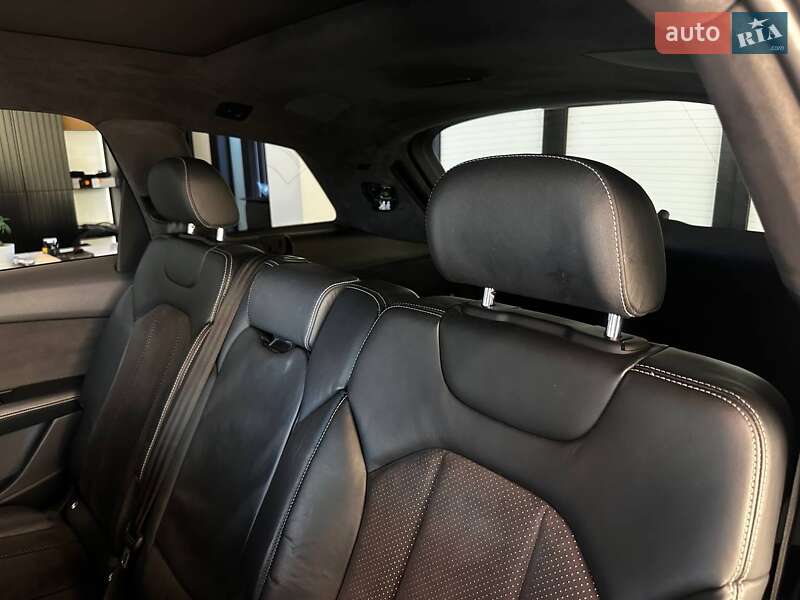 Позашляховик / Кросовер Audi Q7 2016 в Львові фото 27 Позашляховик / Кросовер Audi Q7 2016 в Львові