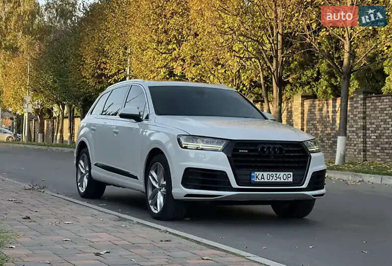 Audi Q7 2016