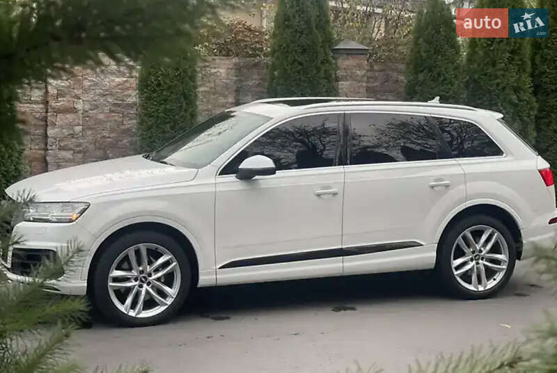 Внедорожник / Кроссовер Audi Q7 2016 в Ивано-Франковске