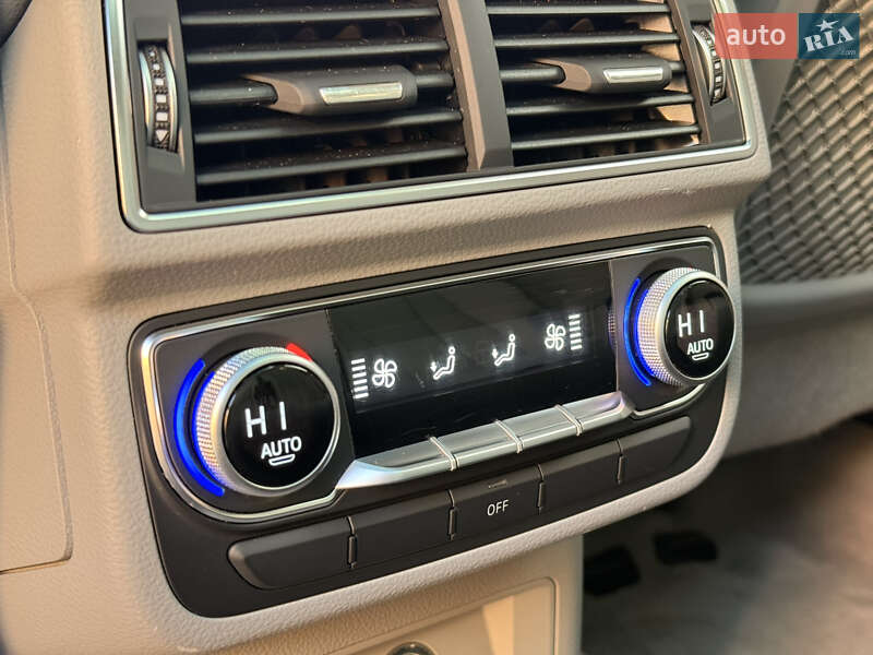 Внедорожник / Кроссовер Audi Q7 2018 в Киеве