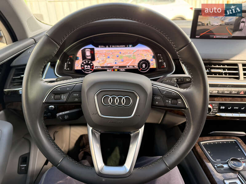 Внедорожник / Кроссовер Audi Q7 2018 в Киеве