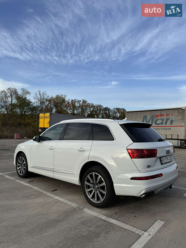 Позашляховик / Кросовер Audi Q7 2018 в Києві фото 4 Позашляховик / Кросовер Audi Q7 2018 в Києві