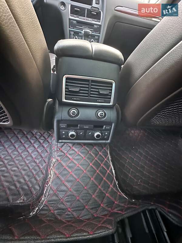 Позашляховик / Кросовер Audi Q7 2012 в Києві фото 14 Позашляховик / Кросовер Audi Q7 2012 в Києві