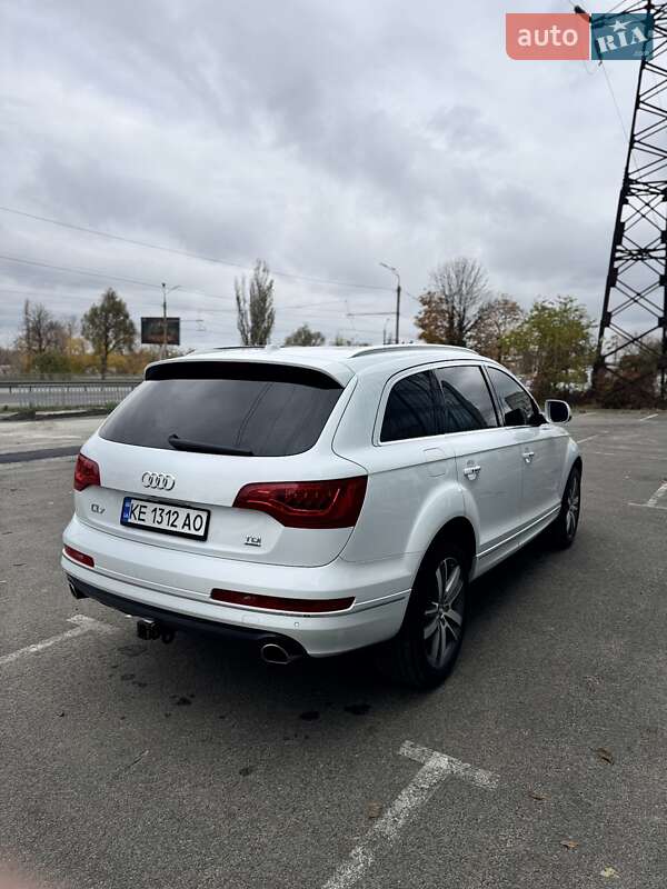 Внедорожник / Кроссовер Audi Q7 2014 в Днепре