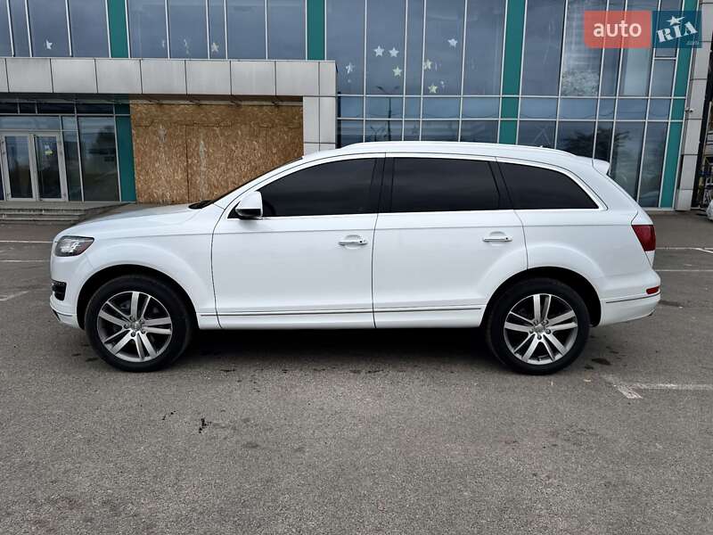 Внедорожник / Кроссовер Audi Q7 2014 в Днепре