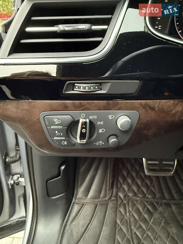 Позашляховик / Кросовер Audi Q7 2017 в Львові