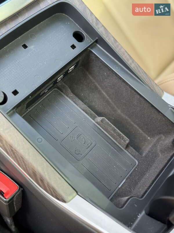 Позашляховик / Кросовер Audi Q7 2020 в Києві фото 25 Позашляховик / Кросовер Audi Q7 2020 в Києві