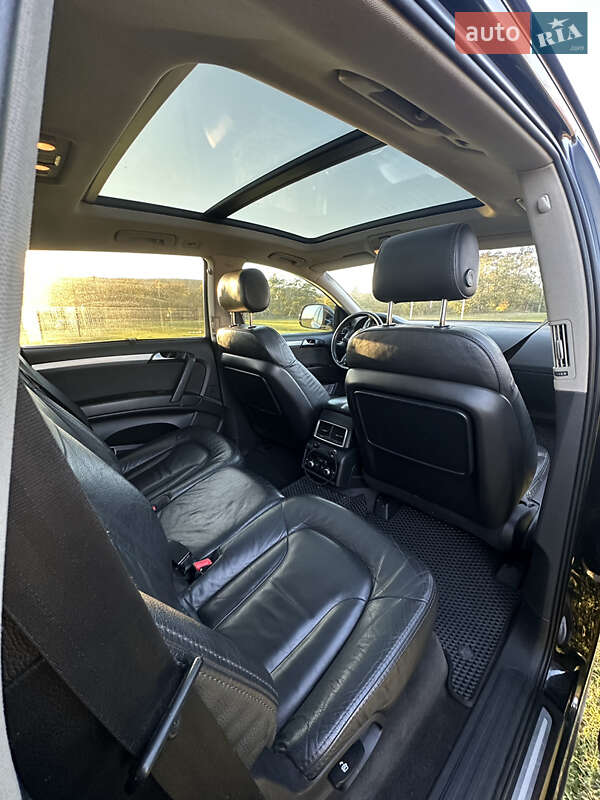 Внедорожник / Кроссовер Audi Q7 2008 в Ужгороде