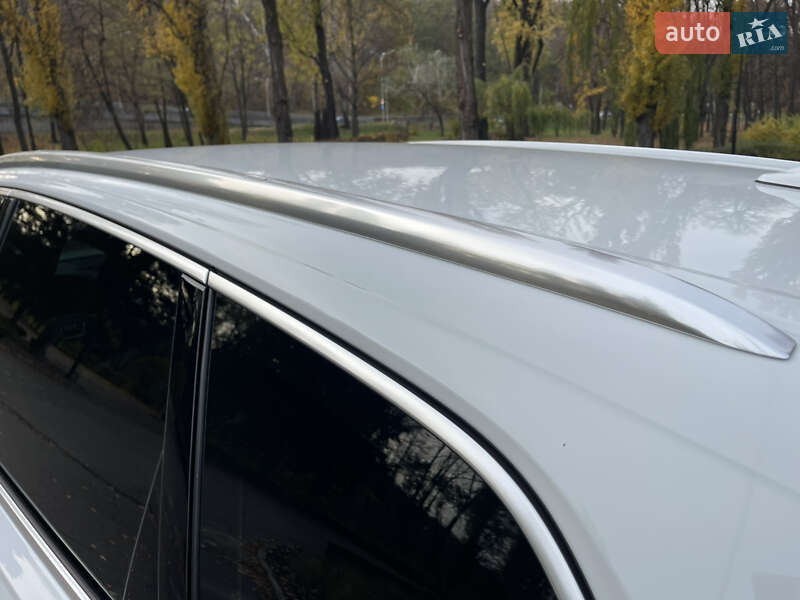 Внедорожник / Кроссовер Audi Q7 2015 в Киеве