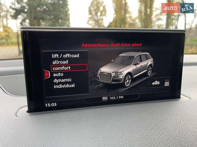 Внедорожник / Кроссовер Audi Q7 2015 в Киеве