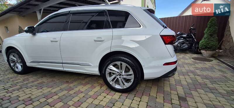 Внедорожник / Кроссовер Audi Q7 2020 в Львове
