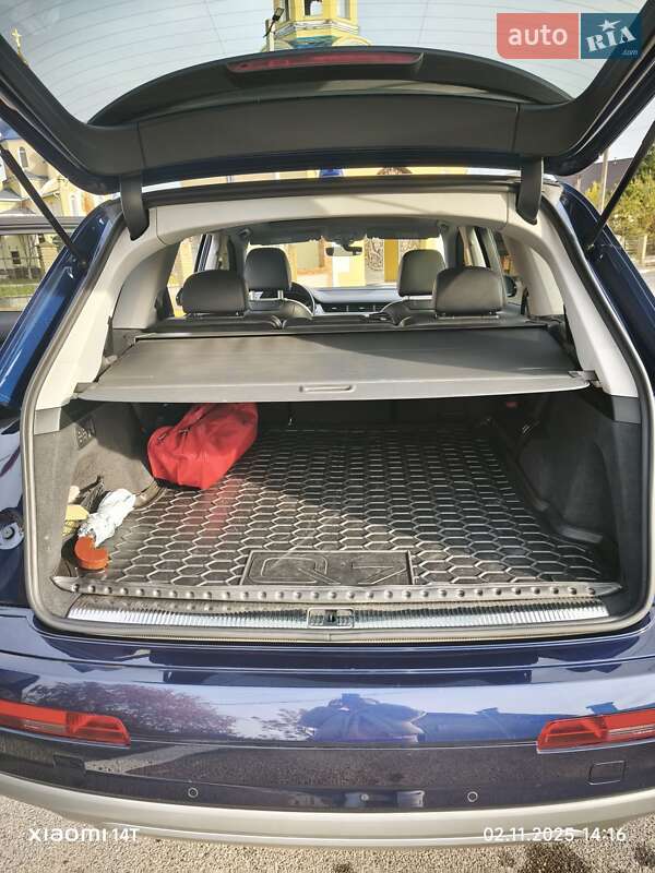 Позашляховик / Кросовер Audi Q7 2019 в Києві фото 18 Позашляховик / Кросовер Audi Q7 2019 в Києві