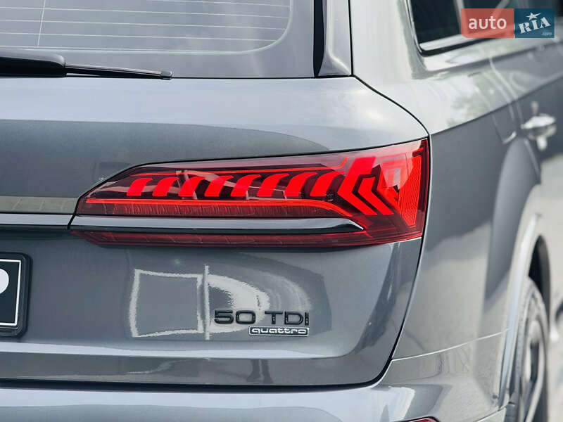 Внедорожник / Кроссовер Audi Q7 2020 в Мукачево