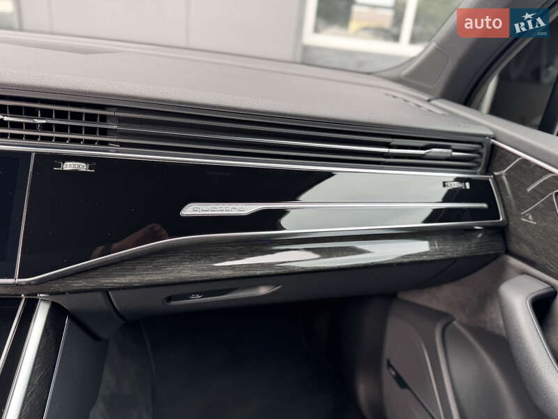 Внедорожник / Кроссовер Audi Q7 2020 в Мукачево