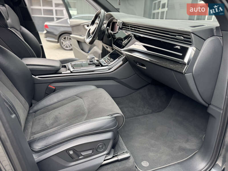 Внедорожник / Кроссовер Audi Q7 2020 в Мукачево
