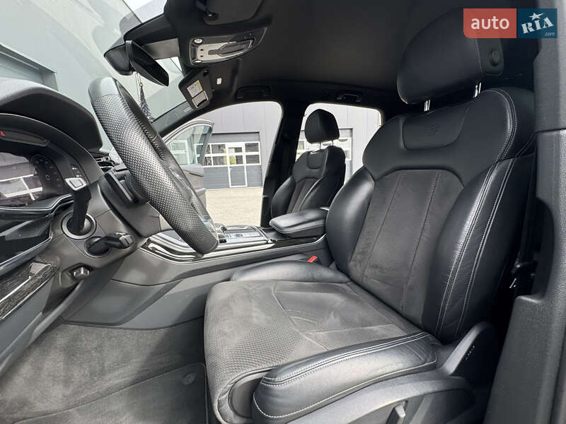 Внедорожник / Кроссовер Audi Q7 2020 в Мукачево