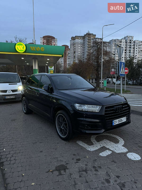 Позашляховик / Кросовер Audi Q7 2016 в Києві фото 12 Позашляховик / Кросовер Audi Q7 2016 в Києві