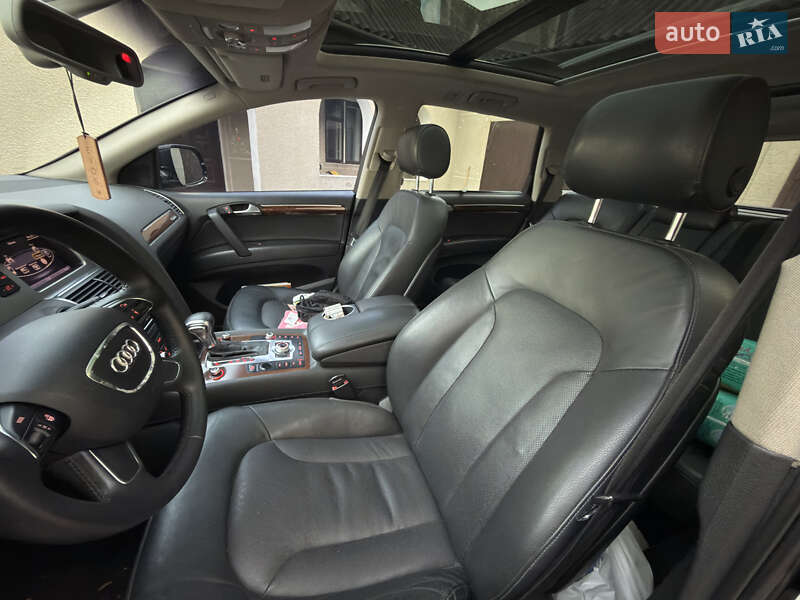 Внедорожник / Кроссовер Audi Q7 2011 в Тернополе