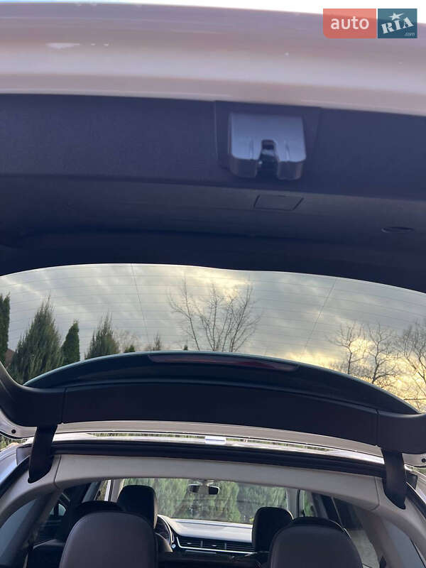 Позашляховик / Кросовер Audi Q7 2016 в Львові