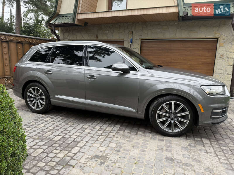 Позашляховик / Кросовер Audi Q7 2017 в Львові фото 8 Позашляховик / Кросовер Audi Q7 2017 в Львові