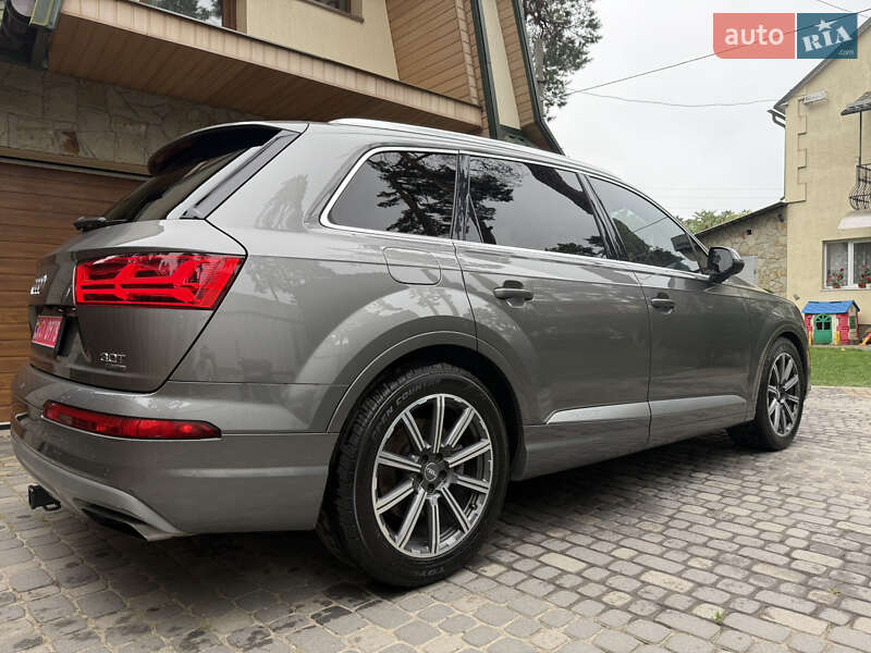 Audi Q7 2017