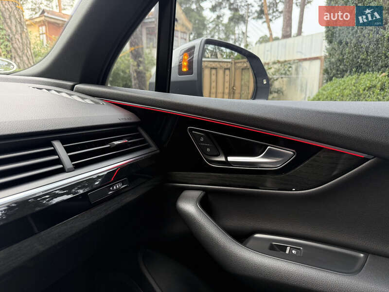 Позашляховик / Кросовер Audi Q7 2017 в Львові фото 16 Позашляховик / Кросовер Audi Q7 2017 в Львові