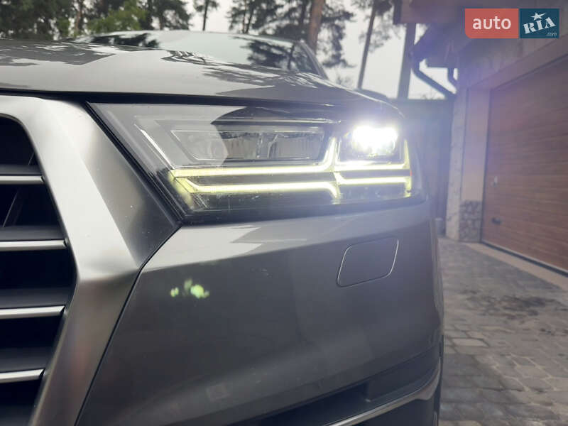 Позашляховик / Кросовер Audi Q7 2017 в Львові фото 31 Позашляховик / Кросовер Audi Q7 2017 в Львові