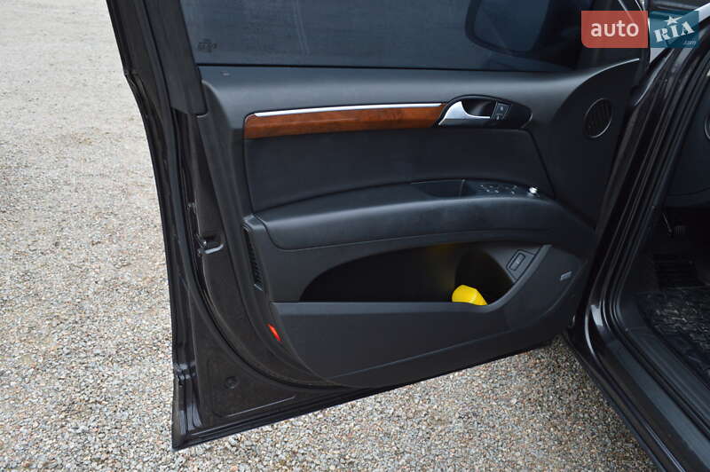 Позашляховик / Кросовер Audi Q7 2010 в Кропивницькому фото 18 Позашляховик / Кросовер Audi Q7 2010 в Кропивницькому