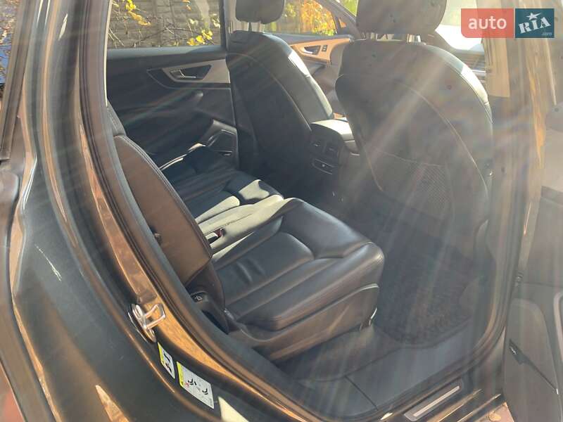 Позашляховик / Кросовер Audi Q7 2019 в Запоріжжі фото 13 Позашляховик / Кросовер Audi Q7 2019 в Запоріжжі