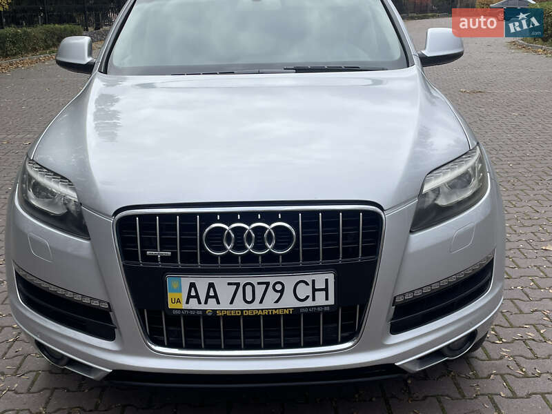Позашляховик / Кросовер Audi Q7 2009 в Миргороді