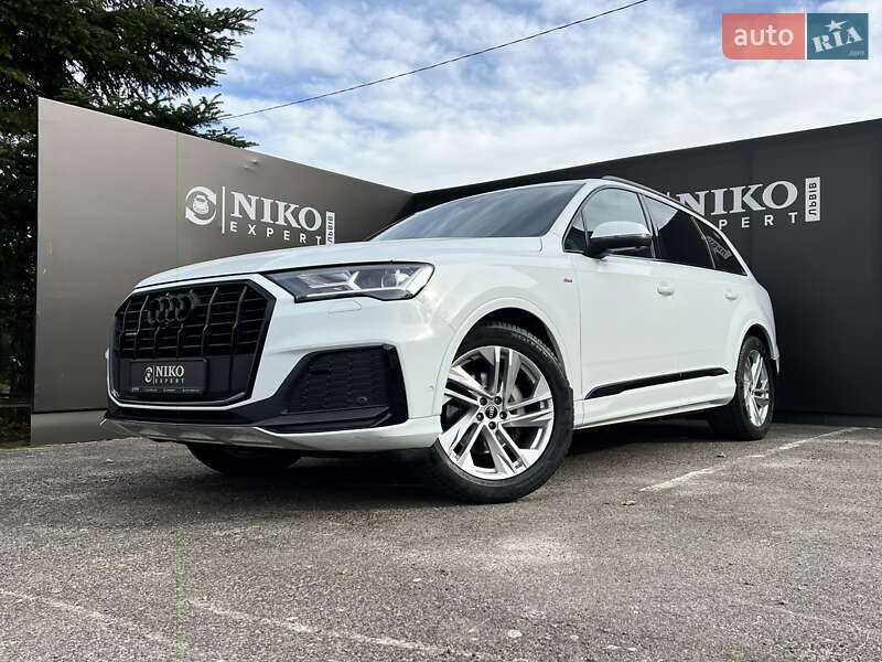 Позашляховик / Кросовер Audi Q7 2022 в Львові