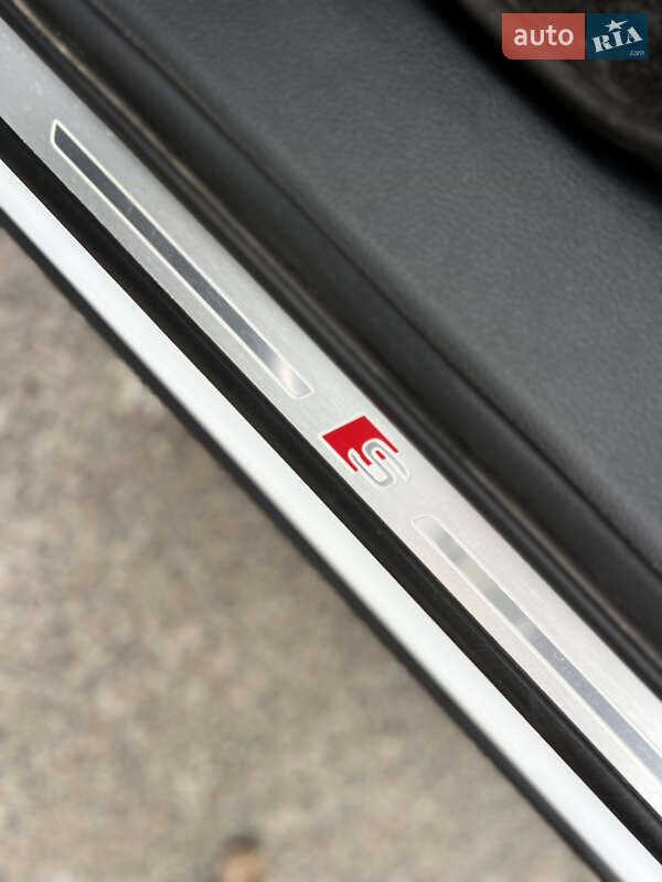 Позашляховик / Кросовер Audi Q7 2022 в Львові