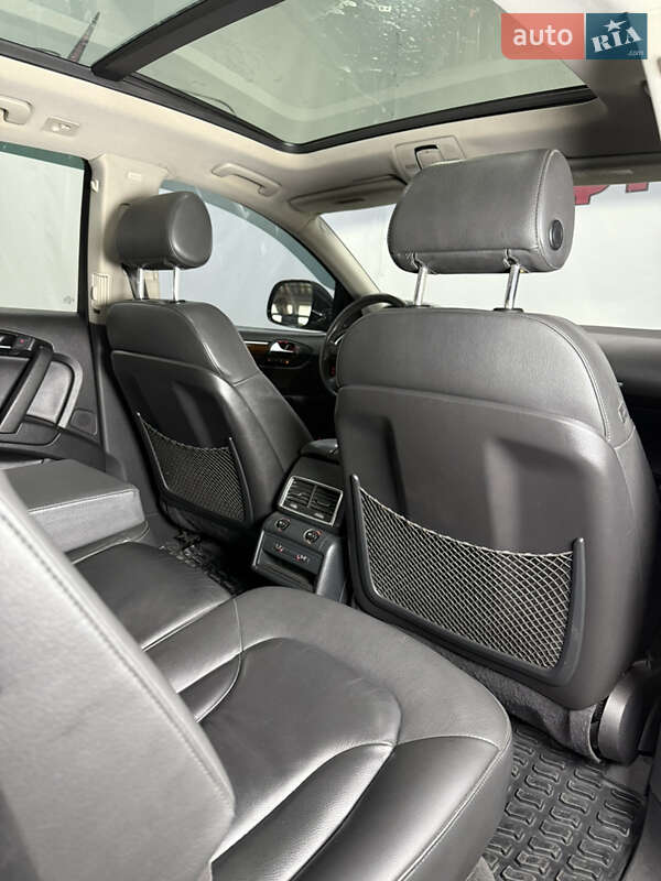 Позашляховик / Кросовер Audi Q7 2008 в Одесі фото 39 Позашляховик / Кросовер Audi Q7 2008 в Одесі