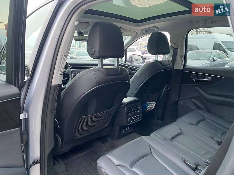 Внедорожник / Кроссовер Audi Q7 2022 в Львове