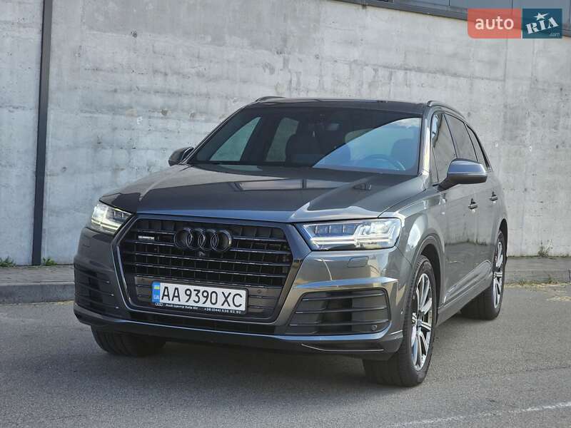 Внедорожник / Кроссовер Audi Q7 2019 в Киеве