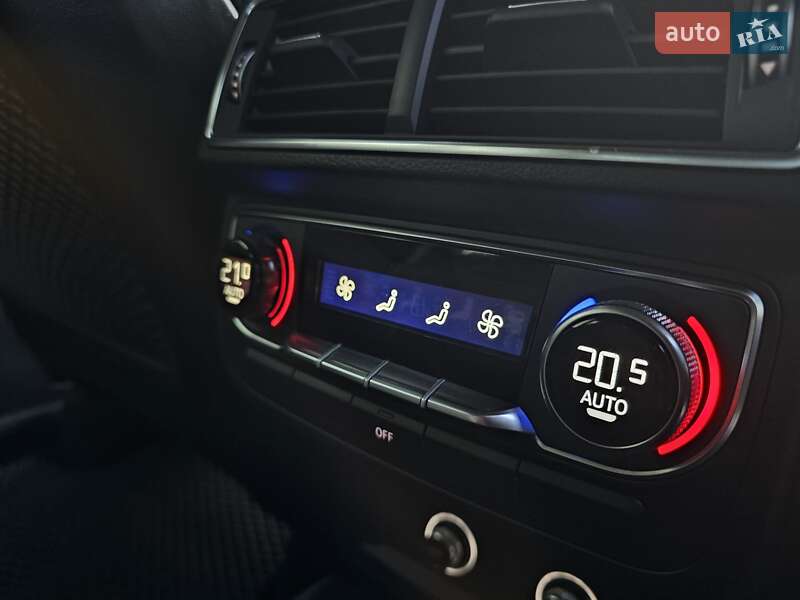 Внедорожник / Кроссовер Audi Q7 2019 в Киеве