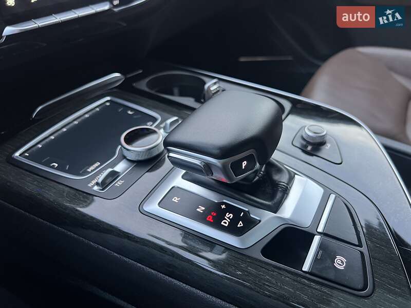 Внедорожник / Кроссовер Audi Q7 2017 в Ровно фото 52 Внедорожник / Кроссовер Audi Q7 2017 в Ровно