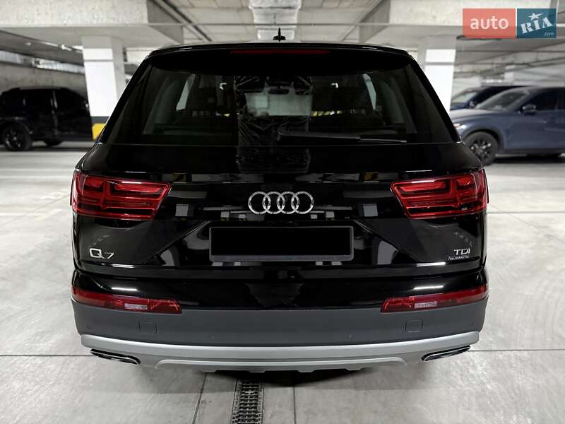 Внедорожник / Кроссовер Audi Q7 2016 в Днепре фото 10 Внедорожник / Кроссовер Audi Q7 2016 в Днепре