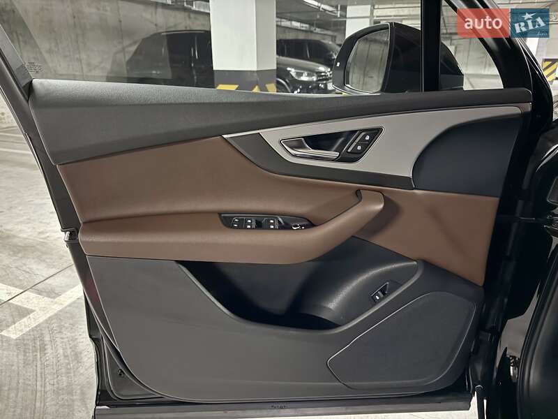 Внедорожник / Кроссовер Audi Q7 2016 в Днепре фото 19 Внедорожник / Кроссовер Audi Q7 2016 в Днепре