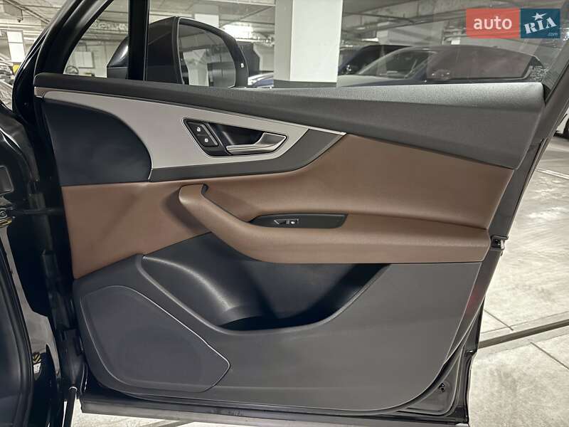 Внедорожник / Кроссовер Audi Q7 2016 в Днепре фото 28 Внедорожник / Кроссовер Audi Q7 2016 в Днепре